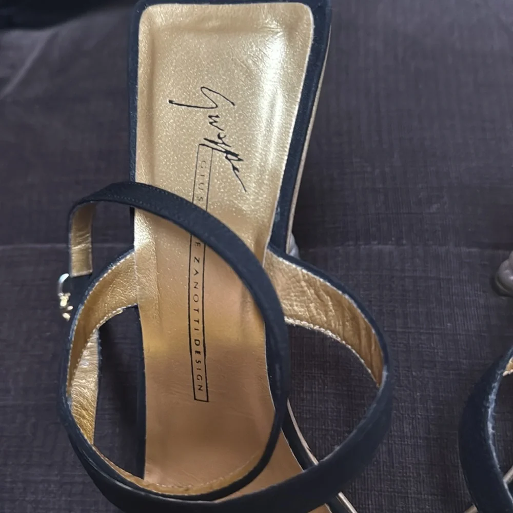 Vintage Giuseppe zanotti pearl heels - Picture 5 of 8